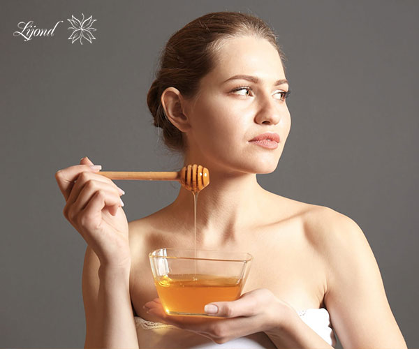 خواص عسل برای آبرسانی به پوست بدن