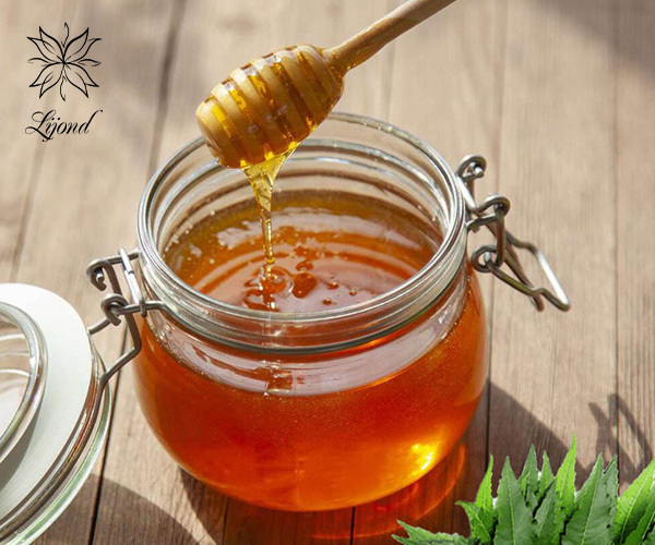 تفاوت عطر و طعم عسل تک گل با عسل چهل گیاه